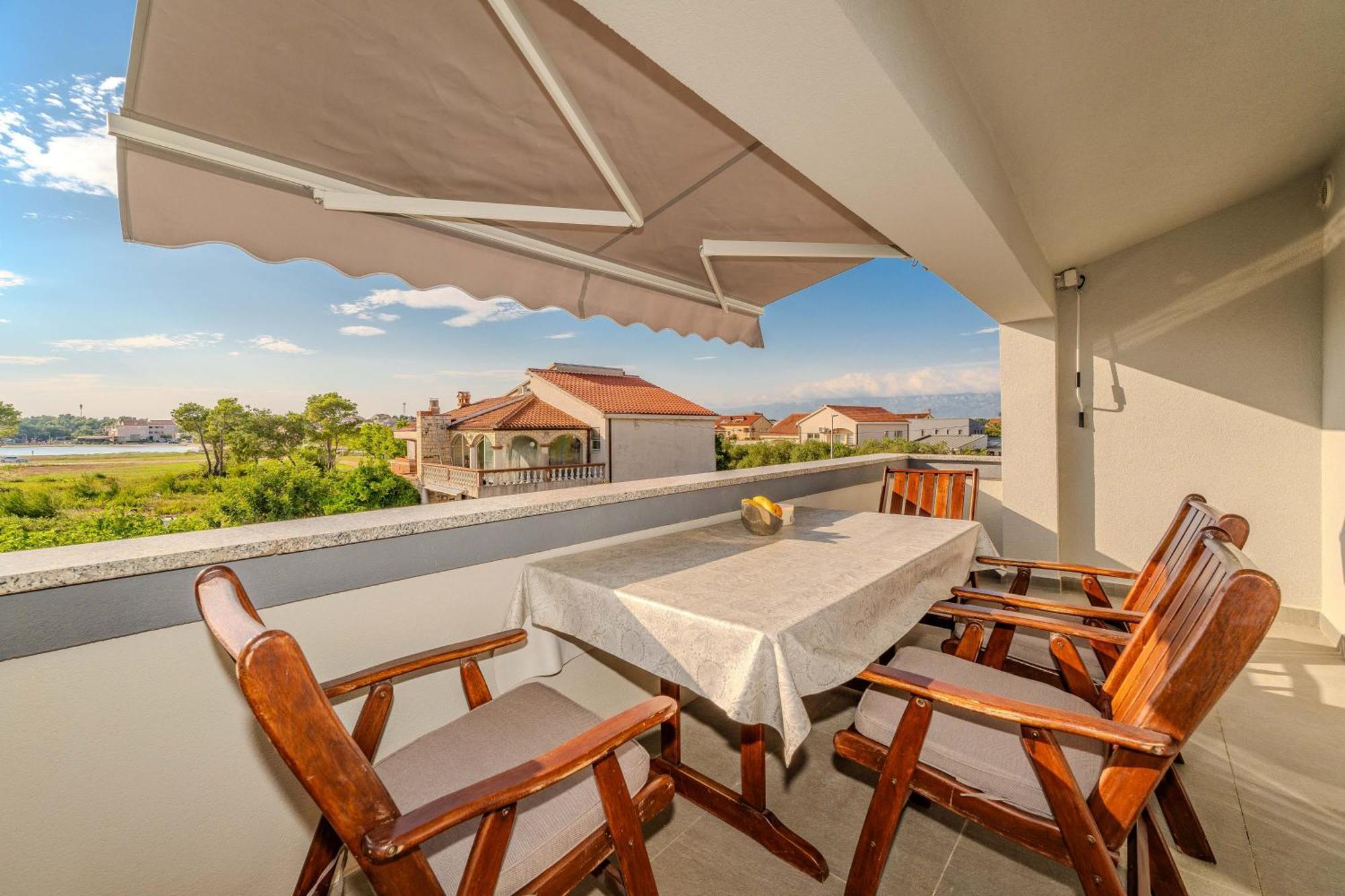 Apartments Dalmatia (Adults Only) Privlaka  Εξωτερικό φωτογραφία