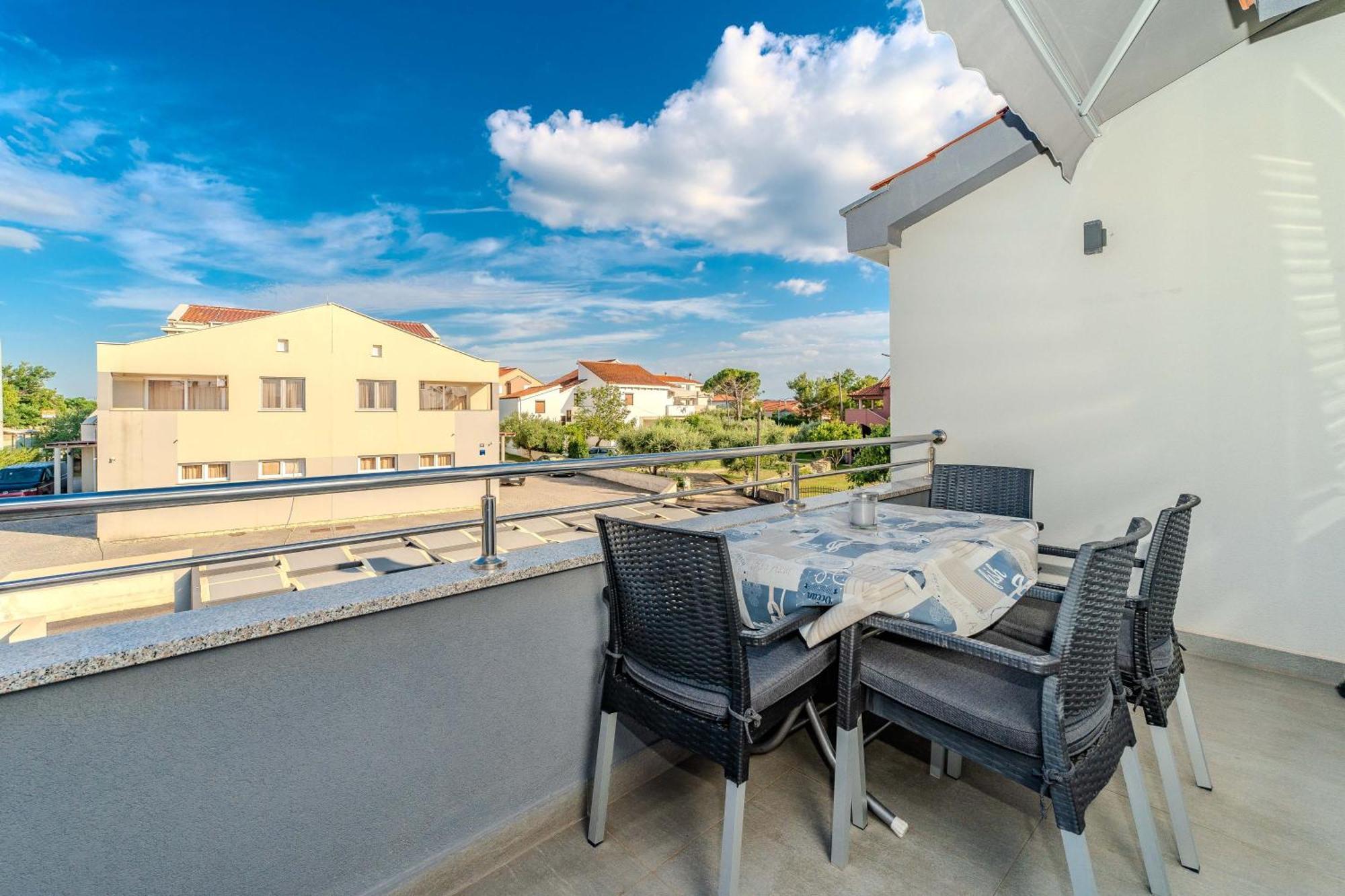 Apartments Dalmatia (Adults Only) Privlaka  Εξωτερικό φωτογραφία