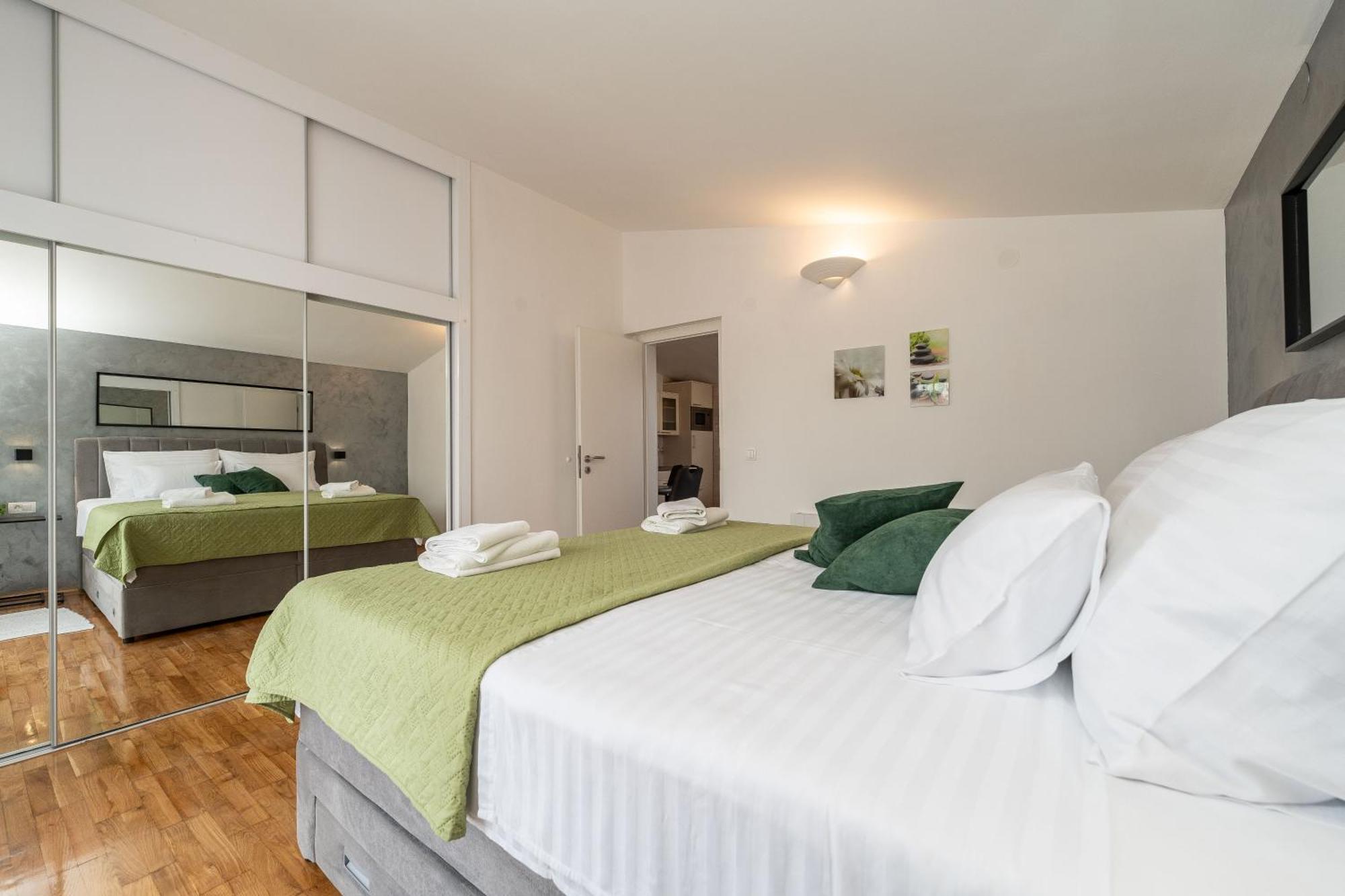 Apartments Dalmatia (Adults Only) Privlaka  Εξωτερικό φωτογραφία