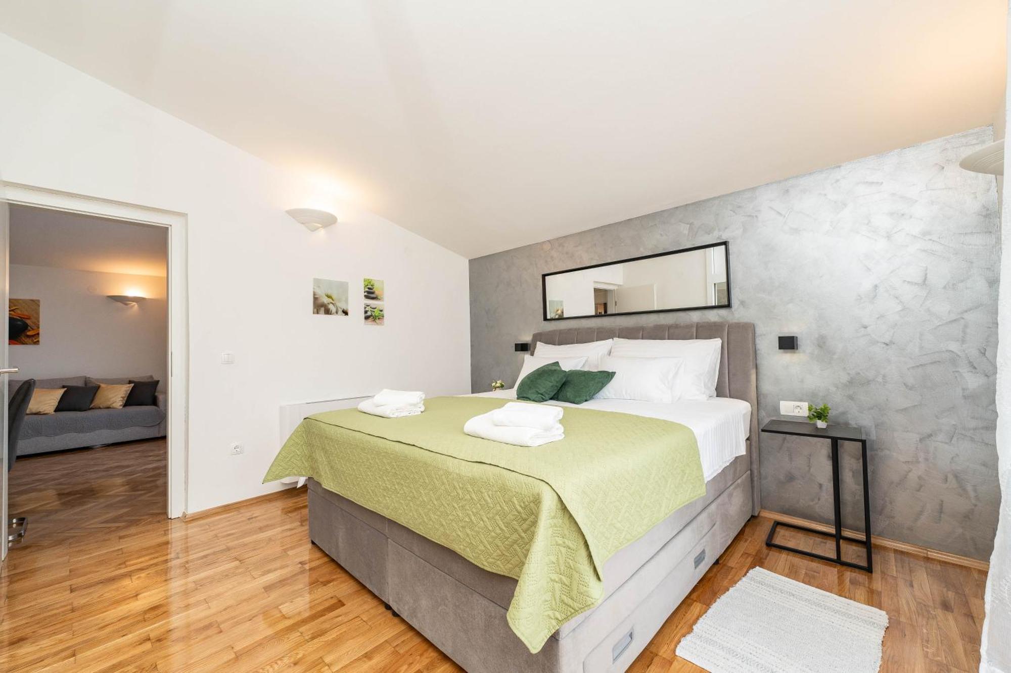 Apartments Dalmatia (Adults Only) Privlaka  Εξωτερικό φωτογραφία
