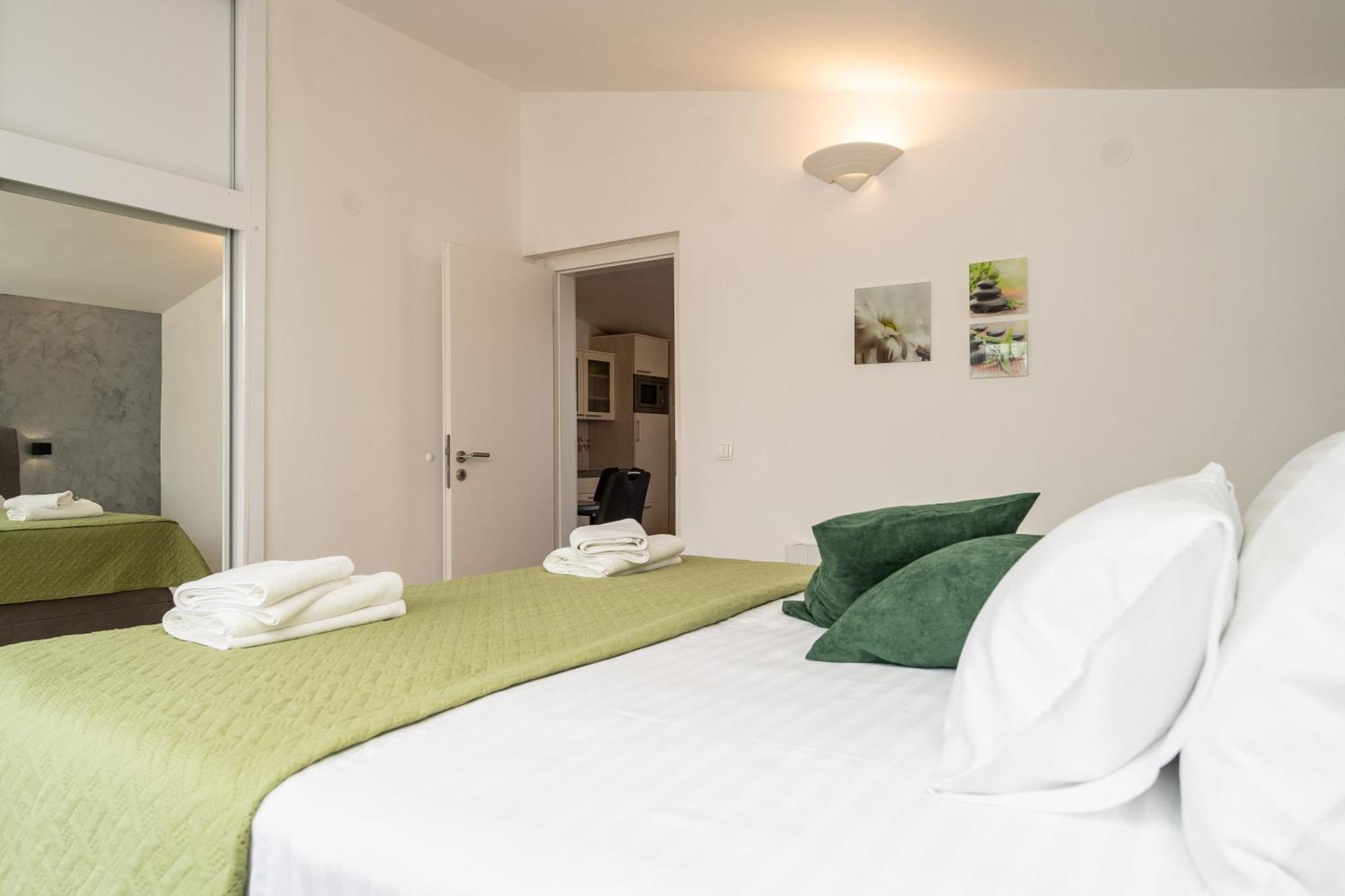 Apartments Dalmatia (Adults Only) Privlaka  Εξωτερικό φωτογραφία