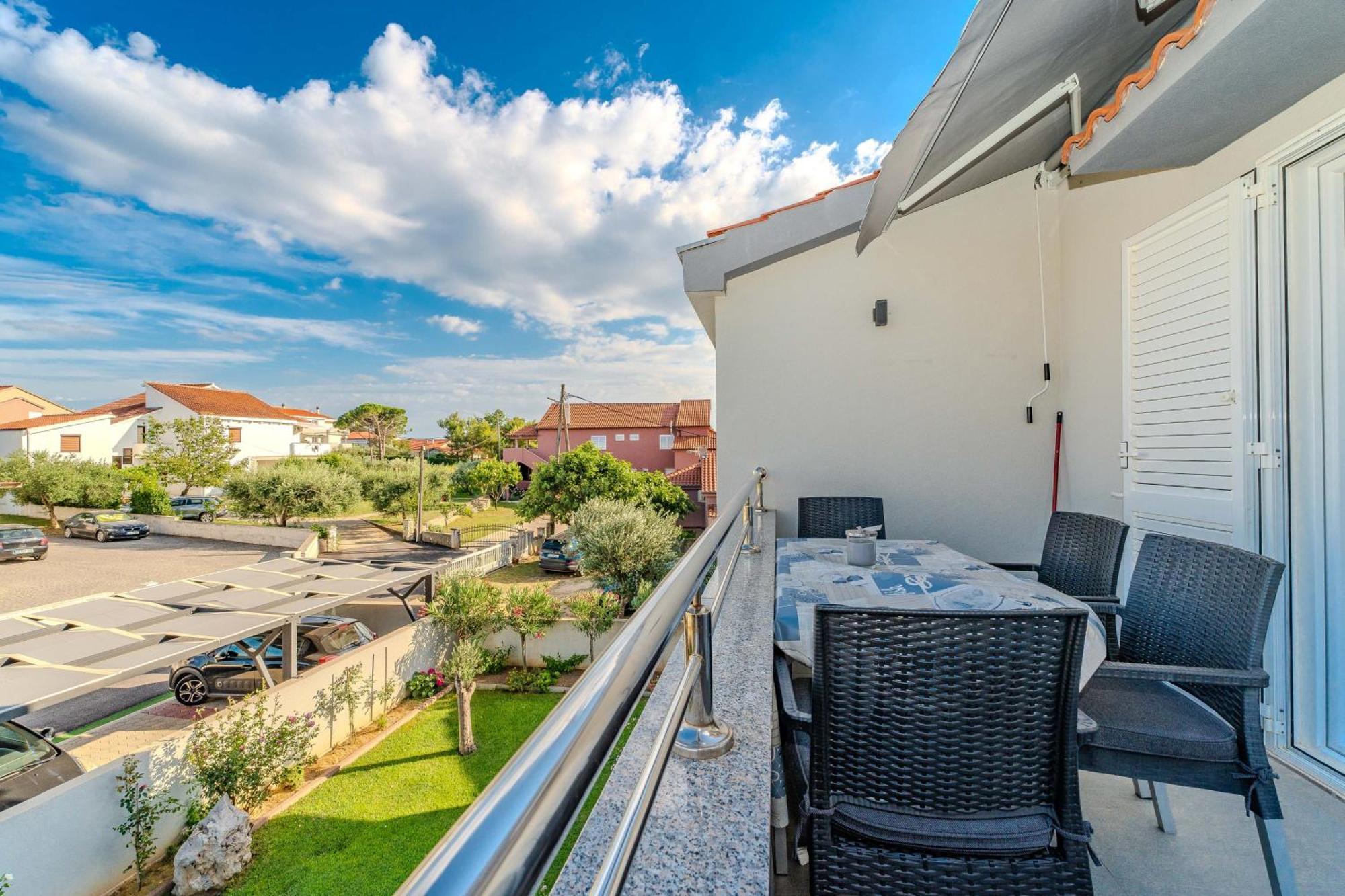 Apartments Dalmatia (Adults Only) Privlaka  Εξωτερικό φωτογραφία