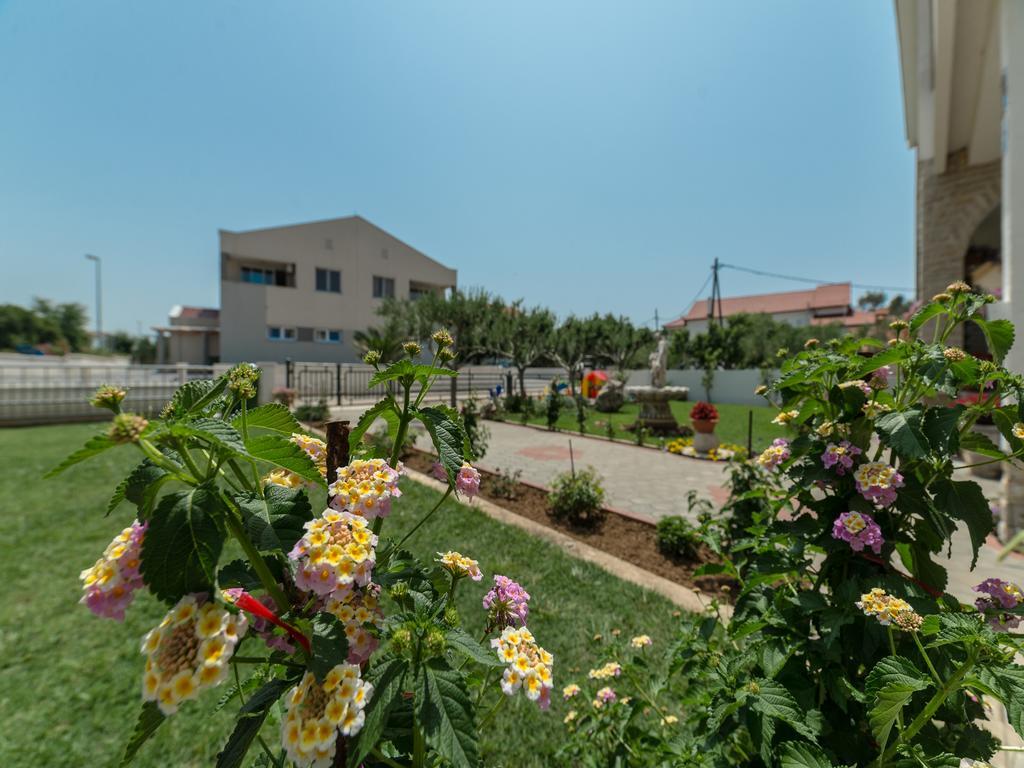 Apartments Dalmatia (Adults Only) Privlaka  Εξωτερικό φωτογραφία