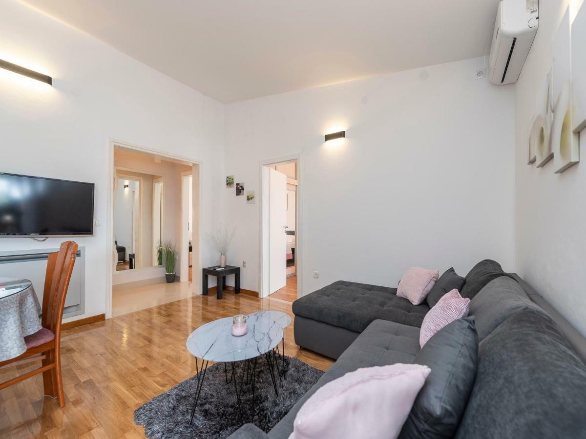 Apartments Dalmatia (Adults Only) Privlaka  Εξωτερικό φωτογραφία